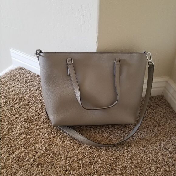 Tory Burch Theta Large Tote - Picture 2 of 9